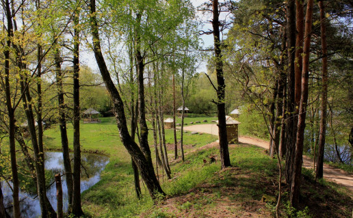 23_Poilsiavietė Prie senosios užtvankos.jpg